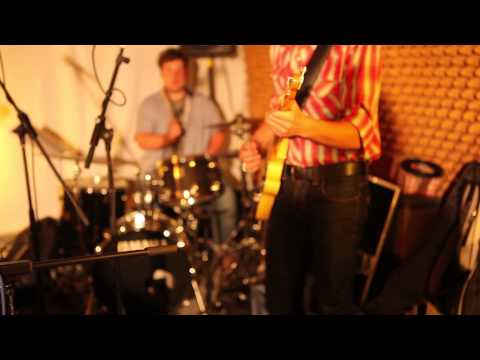 The Tremolettes – Smoke On The Water