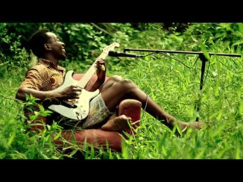 François Muleka - Bom mesmo é estar debaixo d'água (François Muleka/Luedji Luna)