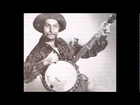 Grandpa Jones - Liza's Up the 'Simmon Tree