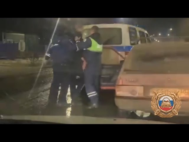 За рулём без прав, а ещё в алкогольном и наркотическом опьянении