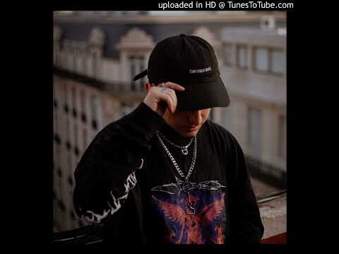 26 - E$$ENCE FT. AGXSH