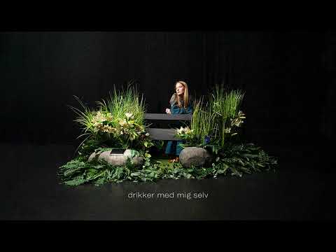 Mille - drikker med mig selv (Officiel Audio)