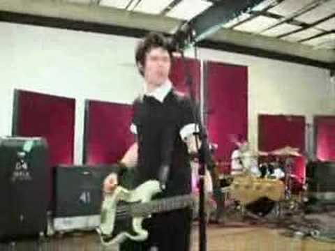 download lagu mp3 mp4 Sum 41 Pull The Curtain Live, download mp3 Sum 41 Pull The Curtain Live free downloadn, video klip Sum 41 Pull The Curtain Live