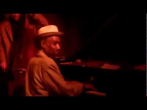 Johnny O'Neal at Smoke -Morning