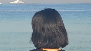 Morning routine walking down to Dubai Park and to the sea