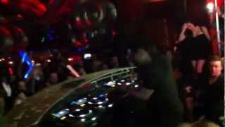 Skrillex - This Is How We Do It x Right On Time