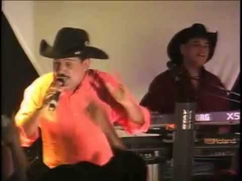 OS GARGANTAS DE OURO Gabriela