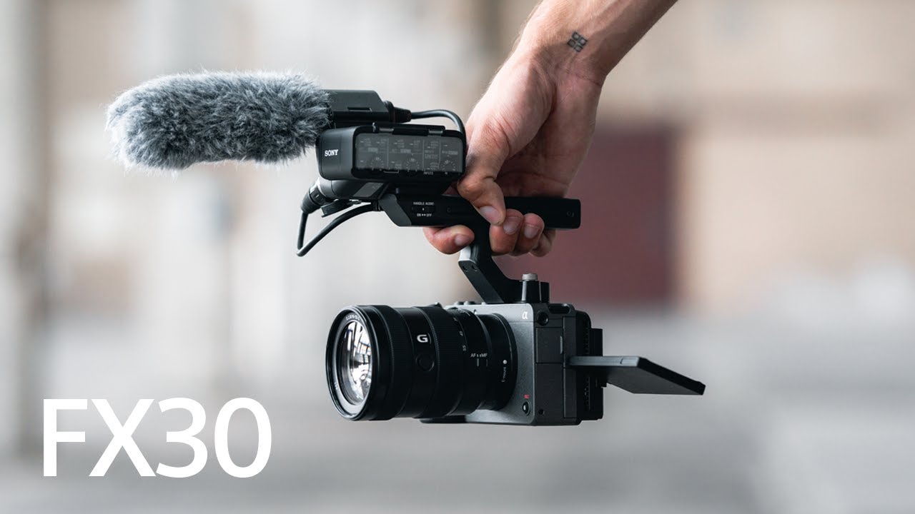 Sony FX30 + 18-105mm F/4.0 - Kamera Express