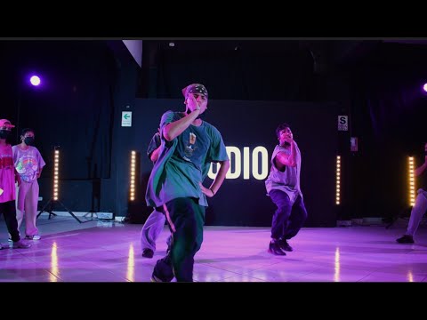 SAFAERA - BAD BUNNY x JOWELL Y RANDY x ÑENGO FLOW / CHOREOGRAPHY BY AARON CJ
