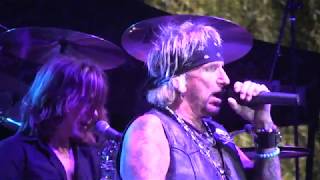 Download lagu Rock Me - Jack Russell's Great White - LIVE in Oakdale - musicUcansee.com mp3