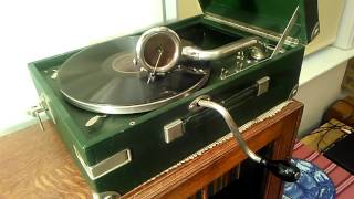 Jack Payne & his Band - I'll string along with you (1934)