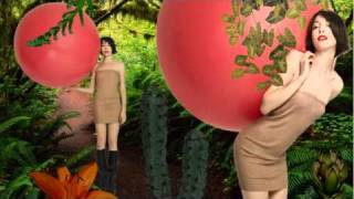 JEANNE CHERHAL  Voilà