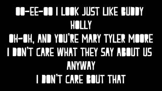 Buddy Holly-Weezer Lyric Video