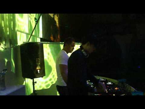 Cosmic Gate @ Guatemala playing Flatline (Video 05/23)