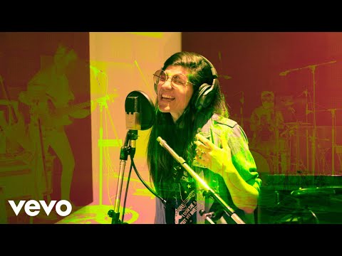 Eruca Sativa - Afuera (Official Video)