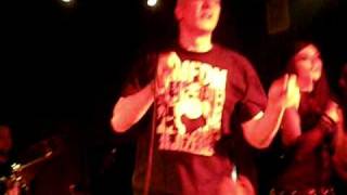 Slick Idiot - A Drug Against War