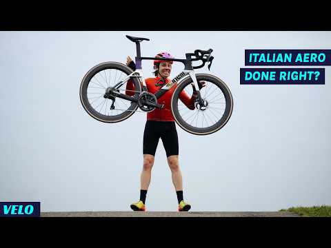 Cinelli hat gerade zwei neue Fahrräder auf den Markt gebracht, die unterschiedlicher nicht sein k...