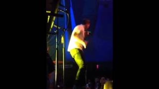 Pushing-Andy Grammer