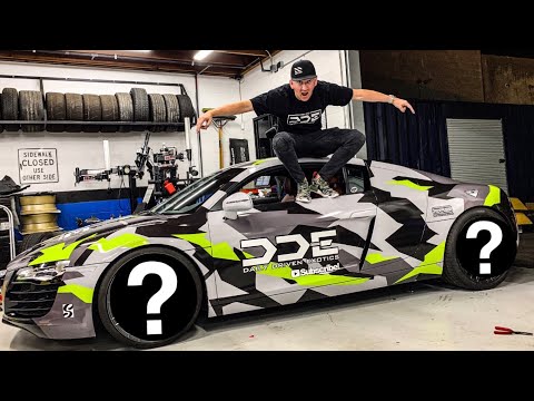 SURPRISING MY FRIEND WITH CUSTOM AUDI R8 SUPERCAR! *NEW WHEELS & WRAP* Video