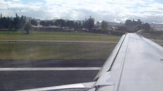preview picture of video 'Takeoff from 35 at UIO on LAN Ecuador A320'