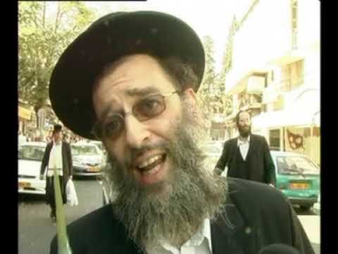 Tekhelet - Background of the blue dye. How the dye and tzitzit strings are made. Hebrew video.