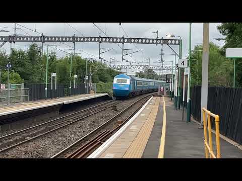Midland Pullman powers through King's Langley | 01/07/23