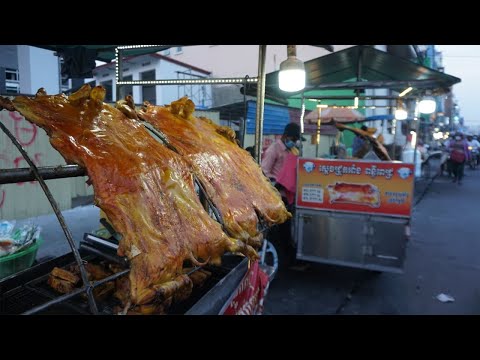 Amazing Grill Whole Pigs on The Street @Stung Mean Chey - Yummy BBQ Whole Pigs Selling in Town
