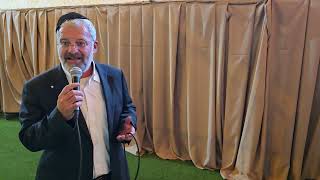 שערי שמים פתח, בגרסה לחופה בביצוע של אדם מתוק ויקר, המאבטח של גינת המלך