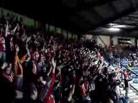 SLAVIAFOREVER.CZ-Fanoušci při utkání Liberec-Slavia 31.10.07