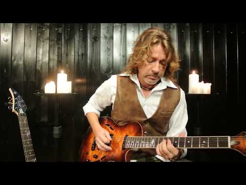 Mike Poss - Mike Poss: At the Castle (Original Guitar Instrumental)