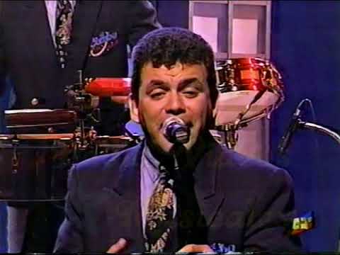 LOS VIEJOS - EL COMBO DE LAS ESTRELLAS, CANTA: FERNANDO GONZALEZ  - Video