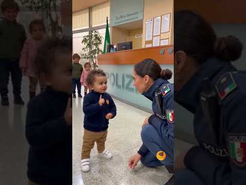 L'amore è entrato senza permesso 😂 #memesvideo #bambino