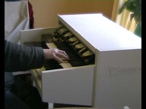 Hammond Organ M102 ebay demo