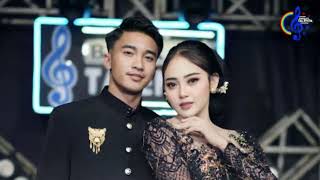 Download lagu SABAR - Silvy Kumalasari Feat Sadewok Lirik (Campursari Dangdut) mp3