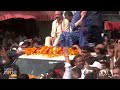 Priyanka Gandhi Vadra Leads Roadshow for Congress Candidate in Amethi | News9 - Video