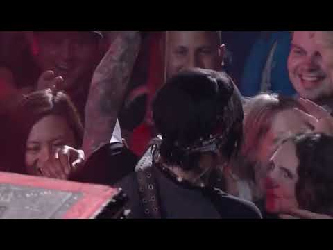Guns n Roses - Nightrain - Live @ O2 Arena London 2012