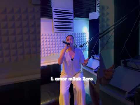 Hind Ziadi performs Zouhair Bahaoui's song "Dinero" exclusively on JDED Maghreb