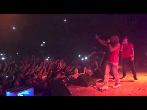 Gemelli DiVersi feat. J Ax e Space One - Spaghetti Funk Is Dead [Trezzo, 15/03/2013]