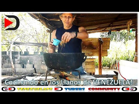 Acompañando en la cocina a mi abuela y tías en el llano de Venezuela. Fritando cochino! - 1era part.