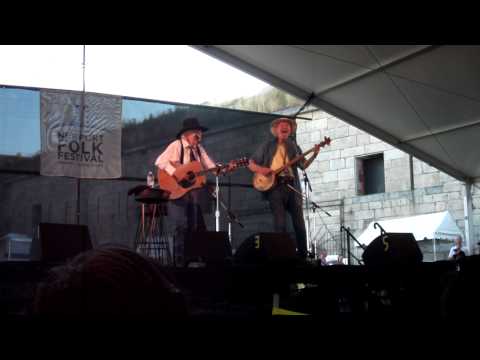 Singin with Ramblin Jack Elliott and Pete Seeger