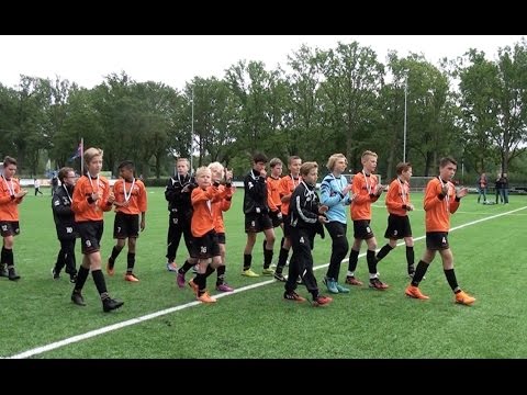 Finale VoetbalRijnmond Cup: Spartaan '20 D1 - Smitshoek D1