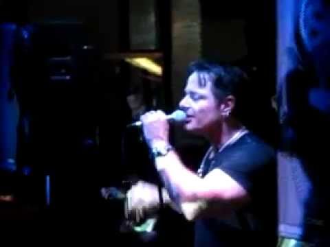Secret Discovery - With Or Without You (U2 Cover) - 22.07.2011 @ Kult (Bochum TOTAL)