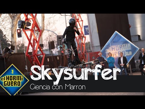 Tom Holland alucina con el Skysurfer el aparato que permite volar a un hombre de pie - El Hormiguero