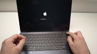 MacBook Air M2: How To Turn ON