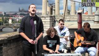 Video HIGH FIVE (Balcony TV)