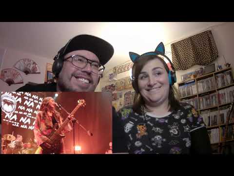 Couple reacts to The Warning - Narcisista en VIVO/LIVE Buenos Aires 2019 (Museum)