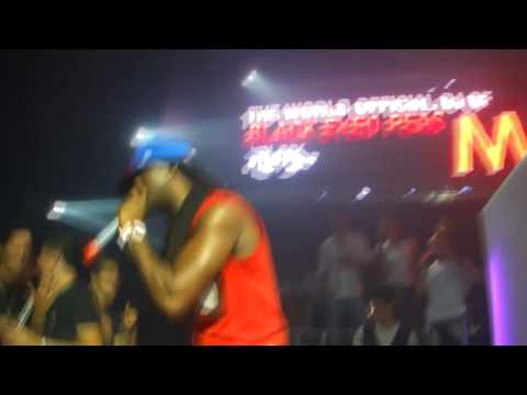 DJ Motiv8 from Black Eyed Peas @ Vanilla Club, Riazzino (CH)