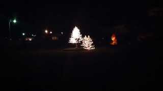 ROCKET LAUNCHER VS. CHRISTMAS TREE AN EPIC HOLIDAY DESTRUCTION!!