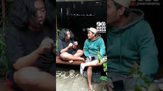 Download lagu Ngakak | status wa keren mp3