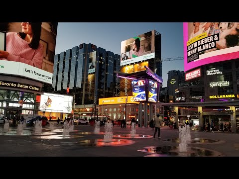 Toronto Live - Downtown on Friday Oct 16 in 1080P!